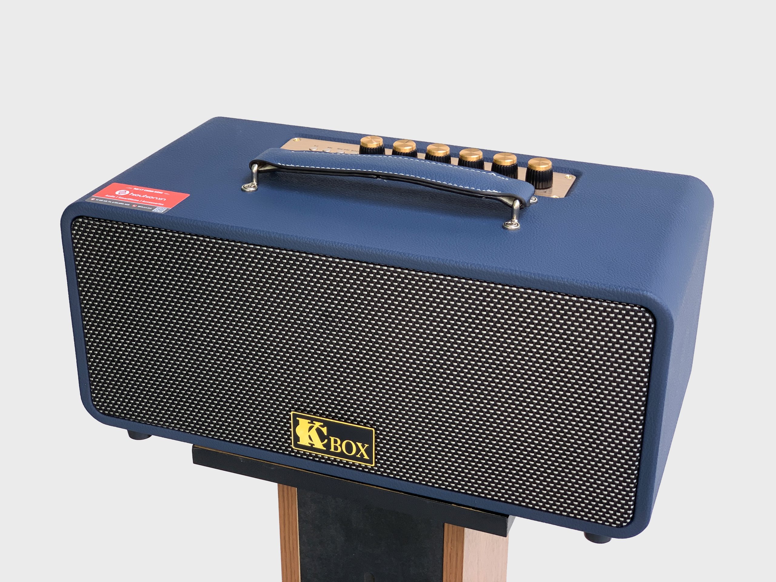 Trải Nghiệm Thực Tế Với KCBOX 260 V2 Tại Quán Café