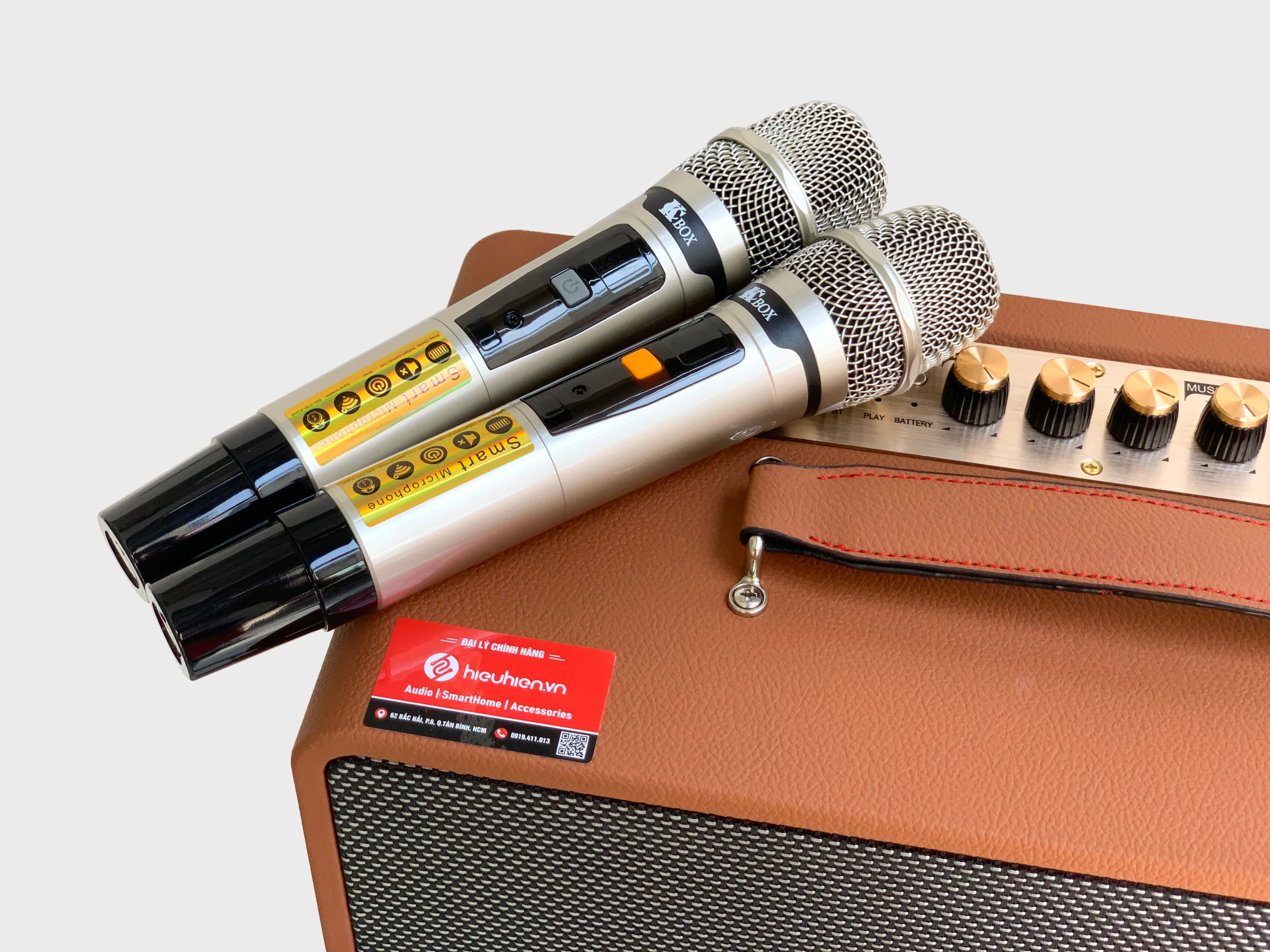 Mẹo Sử Dụng & Bảo Quản Khi Kết Nối 2 Micro Với Loa Karaoke Di Động KCBOX